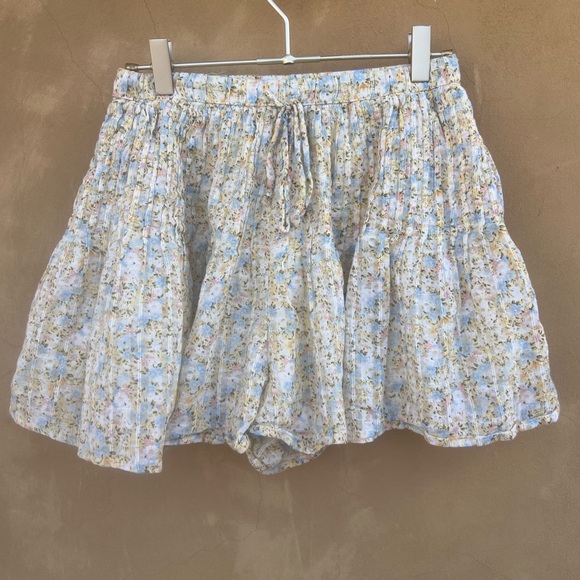 American Eagle Flower Farmhouse Whimsical Flowy Shorts size XS - Picture 12 of 12
